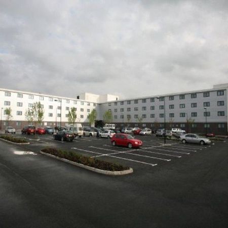 Holiday Inn Express Manchester Airport Ringway Eksteriør billede